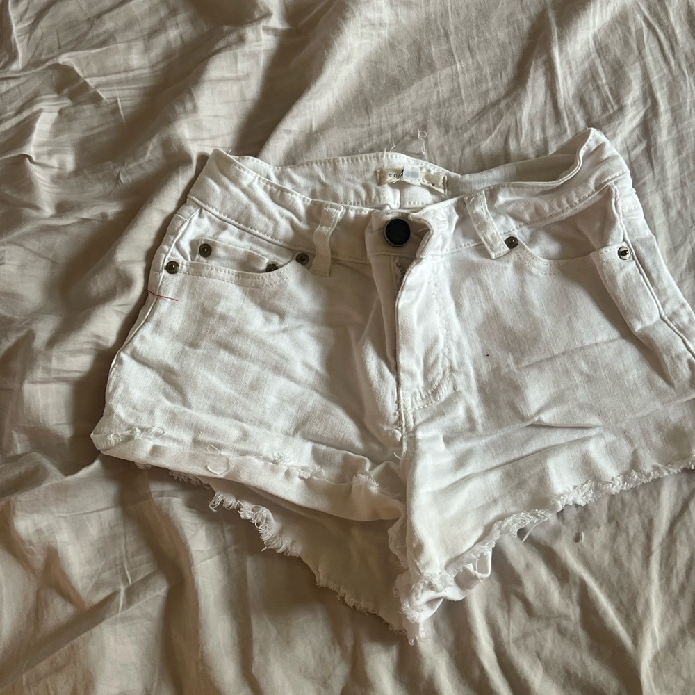 white jean shorts